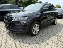 Schwarz (metallic) Gebraucht 2019 Skoda Karoq SUV | 19.990 € (Superpreis)
