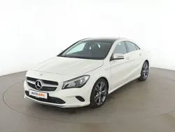 Weiß Gebraucht 2017 Mercedes CLA200 Urban Limousine | 20.450 € (Fairer Preis)