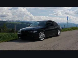 Schwarz Gebraucht 2006 BMW 318 Coupé | 8.500 € (Etwas zu teuer)