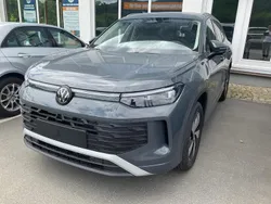 Delfin grau metallic Neu 2025 VW Tayron Pro SUV | 44.495 € (Superpreis)