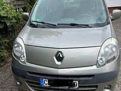 Beige Gebraucht 2009 Renault Kangoo Happy Family Van / Kleinbus | 4.900 € (Fairer Preis)