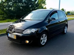 Schwarz Gebraucht 2010 VW Golf Plus Cross Van / Kleinbus | 4.200 € (Fairer Preis)