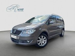 Grau Gebraucht 2009 VW Touran Highline Van / Kleinbus | 4.490 € (Fairer Preis)