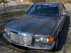 Grau Gebraucht 1985 Mercedes 380 SE Limousine | 14.900 €