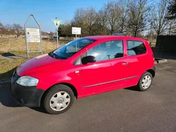 Rot Gebraucht 2008 VW Fox Kleinwagen | 1.300 € (Guter Preis)