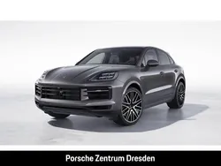 Quarzitgraumetallic (metallic) Gebraucht 2023 Porsche Cayenne SUV | 97.650 € (Superpreis)
