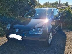 Schwarz Gebraucht 2004 VW Golf V Kleinwagen | 1.099 € (Superpreis)