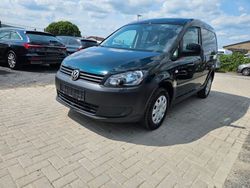 Grün Gebraucht 2012 VW Caddy Trendline Van / Kleinbus | 10.950 € (Etwas zu teuer)