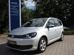 Silber Gebraucht 2013 VW Touran Comfortline Van / Kleinbus | 9.490 € (Guter Preis)