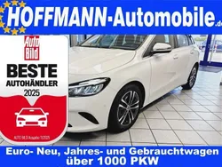 Weißmet. (metallic) Gebraucht 2023 Mercedes B200 Progressive Van / Kleinbus | 29.800 € (Guter Preis)