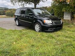 Schwarz Gebraucht 2013 Chrysler Town & Country Van | 9.100 €