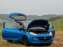 Blau Gebraucht 2017 Opel Adam Jam Kleinwagen | 11.200 € (Etwas zu teuer)