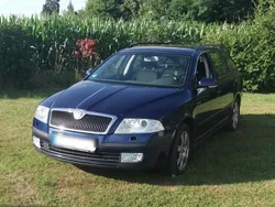 Blau Gebraucht 2007 Skoda Octavia Kombi | 1.500 € (Guter Preis)
