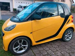 Gelb Gebraucht 2013 Smart ForTwo Coupé Coupé | 7.900 € (Teuer)