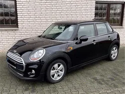 Schwarz Gebraucht 2014 Mini Cooper D Kleinwagen | 10.150 €