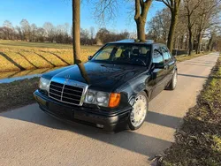 Schwarz Gebraucht 1991 Mercedes E500 Limousine | 48.900 €