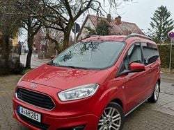Rot Gebraucht 2016 Ford Tourneo Courier Titanium Van / Kleinbus | 6.500 € (Guter Preis)