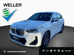 Alpinweiss (weiß) Gebraucht 2023 BMW iX1 M Sport SUV | 42.950 € (Guter Preis)
