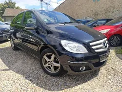 Schwarz Gebraucht 2009 Mercedes B160 Van / Kleinbus | 2.950 € (Fairer Preis)