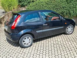 Schwarz Gebraucht 2006 Ford Fiesta Kleinwagen | 1.500 € (Fairer Preis)
