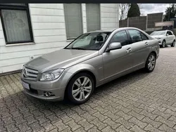 Grau Gebraucht 2009 Mercedes C200 Limousine | 9.000 € (Etwas zu teuer)
