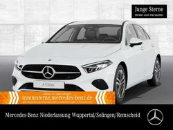 Weiß Gebraucht 2024 Mercedes A220 Advanced Limousine | 33.990 € (Fairer Preis)
