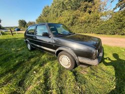 Schwarz Gebraucht 1990 VW Golf Limousine | 2.500 €