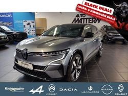 Grau Gebraucht 2024 Renault Megane E-Tech Techno Limousine | 32.480 €