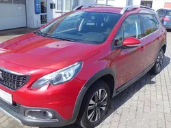 Rot Gebraucht 2016 Peugeot 2008 Allure SUV | 9.900 € (Teuer)