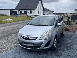 Silber Gebraucht 2013 Opel Corsa Active Limousine | 2.000 € (Fairer Preis)