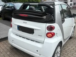 Weiß Gebraucht 2011 Smart ForTwo Cabrio Passion Cabrio | 4.600 € (Fairer Preis)