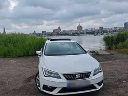 Weiß Gebraucht 2019 Seat Leon ST XCELLENCE Kombi | 12.000 € (Fairer Preis)