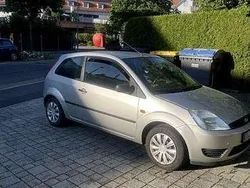 Silber Gebraucht 2005 Ford Fiesta Kleinwagen | 1.100 € (Guter Preis)