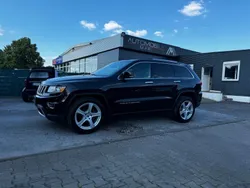 Brilliant black crystal pearl Gebraucht 2014 Jeep Grand Cherokee Overland SUV | 16.999 € (Superpreis)