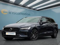 Blau Gebraucht 2024 Volvo V60 Kombi | 44.849 € (Fairer Preis)
