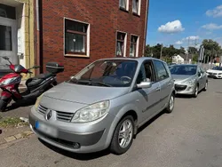 Silber Gebraucht 2004 Renault Scénic II Van / Kleinbus | 1.600 € (Guter Preis)