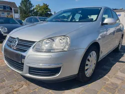 Silber Gebraucht 2006 VW Jetta Comfortline Limousine | 4.490 € (Fairer Preis)
