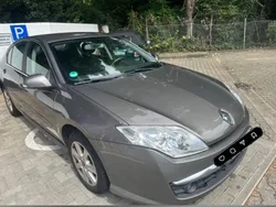 Grau Gebraucht 2007 Renault Laguna III Expression Limousine | 1.900 € (Guter Preis)