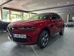 Rot Gebraucht 2023 Alfa Romeo Tonale Edizione Speciale SUV | 32.990 € (Guter Preis)