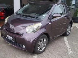 Violet Gebraucht 2009 Toyota iQ Kleinwagen | 4.444 € (Fairer Preis)