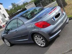 Grau Gebraucht 2008 Peugeot 207 CC Sport Cabrio | 3.700 € (Fairer Preis)