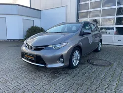 Toyota Auris Touring Sports