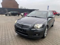 Grau Gebraucht 2009 Toyota Avensis Kombi | 3.950 € (Fairer Preis)