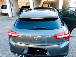 Grau Gebraucht 2025 Citroën DS5 Kleinwagen | 7.300 €