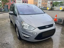 Blau Gebraucht 2011 Ford S-MAX S Van / Kleinbus | 4.999 € (Guter Preis)
