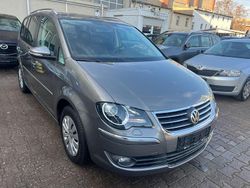 Grau Gebraucht 2009 VW Touran Freestyle Van / Kleinbus | 6.390 € (Fairer Preis)