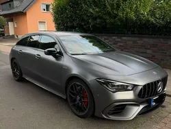 Grau Gebraucht 2020 Mercedes CLA45 AMG Shooting Brake AMG Kombi | 45.700 € (Fairer Preis)