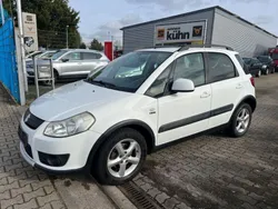 Weiß Gebraucht 2008 Suzuki SX4 Club Limousine | 3.500 € (Fairer Preis)