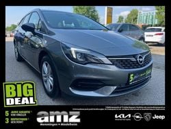 Grau / quarz grau Gebraucht 2021 Opel Astra Edition Kombi | 12.990 € (Guter Preis)