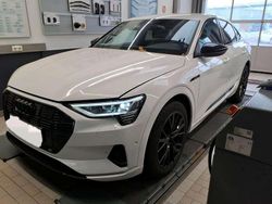 Gletscherweiß metallic Gebraucht 2022 Audi e-tron Sportback Advanced SUV | 28.790 € (Fairer Preis)
